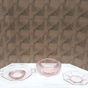 Vintage Fostoria pink depression glass powder/rose bowl tray & plate